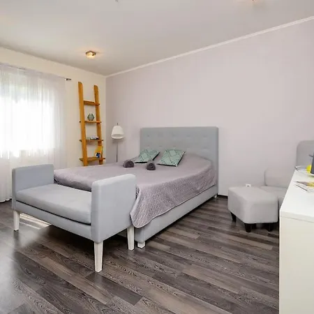 Apartment Family Retreat With A Sauna In The Centre *
