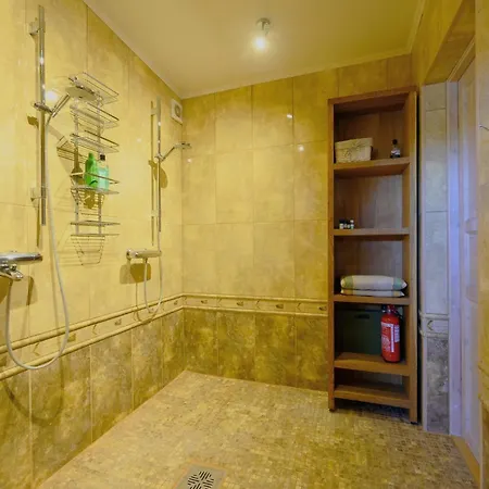 Family Retreat With A Sauna In The Centre * Κουρεσάαρε